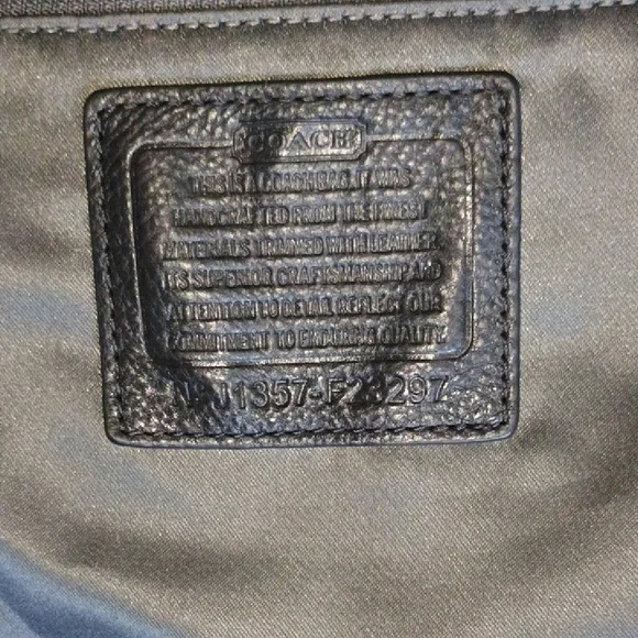 Coach Black Signature Shoulder Bag - Picture 10 of 12